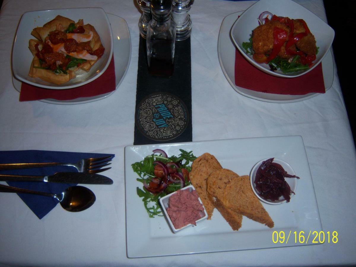 The Rushcart Inn Сауърби Бридж Екстериор снимка